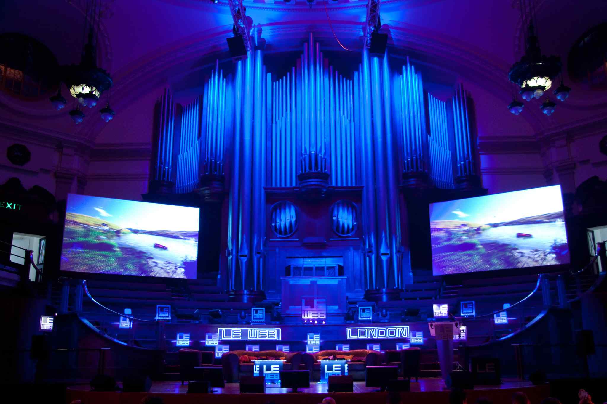https://conference.aerocone.ca/wp-content/uploads/2015/10/portfolio_06.jpg